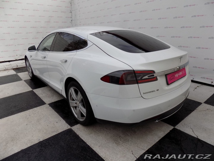 Tesla Model S 90D/1.Maj.ČR/Ludicrous/76 2015