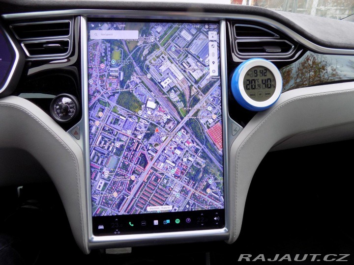 Tesla Model S 90D/1.Maj.ČR/Ludicrous/76 2015