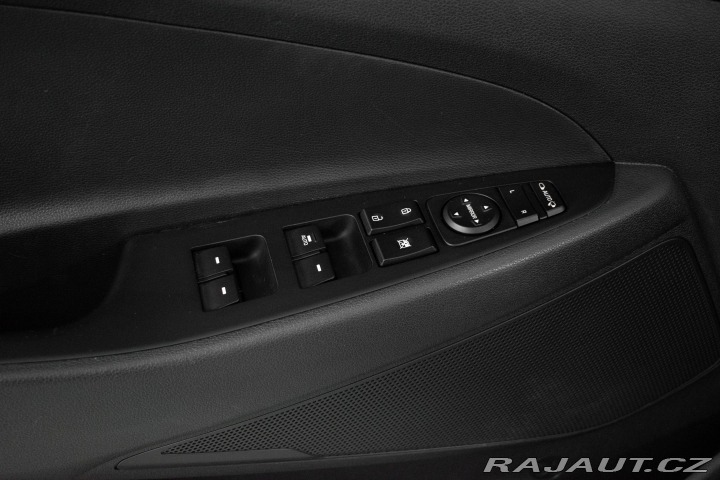 Hyundai Tucson 2.0 CRDi 4x4*2xKOLA*TAŽNÉ 2017