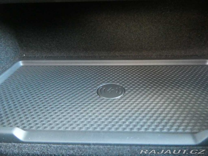 Land Rover Range Rover Sport Dynamic HSE P460e 2026