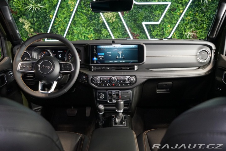 Jeep Wrangler 2.0T*SAHARA*ALPINE*ZÁRUKA 2024