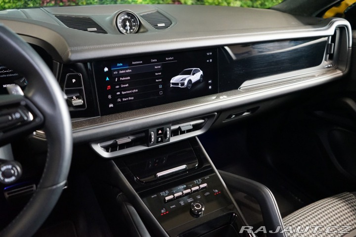 Porsche Cayenne GTS COUPÉ*CARBON*HD-LED*B 2024