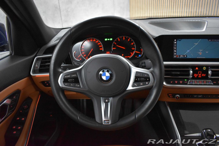 BMW 3 330i xDrive LUXURY*DPH*ČR 2020