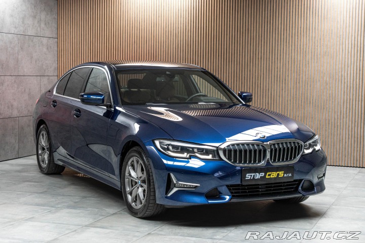 BMW 3 330i REZERVACE 2020