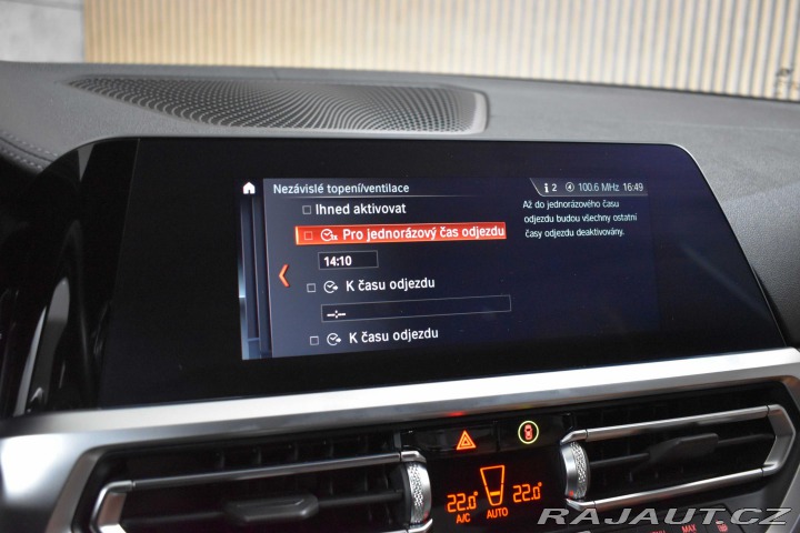 BMW 3 330i xDrive LUXURY*DPH*ČR 2020