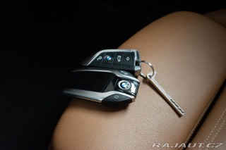 BMW 3 330i xDrive LUXURY*DPH*ČR 2020