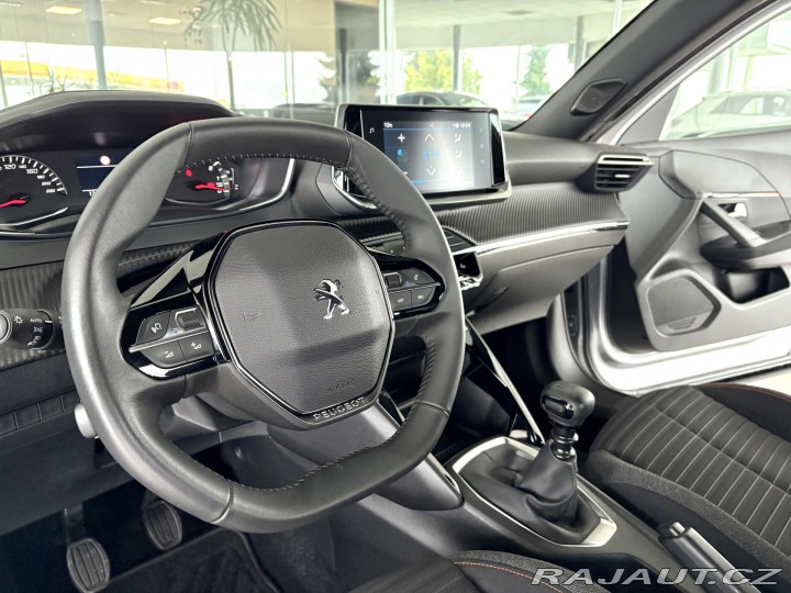 Peugeot 2008 1,2PT 130*Kamera*Tempomat 2023
