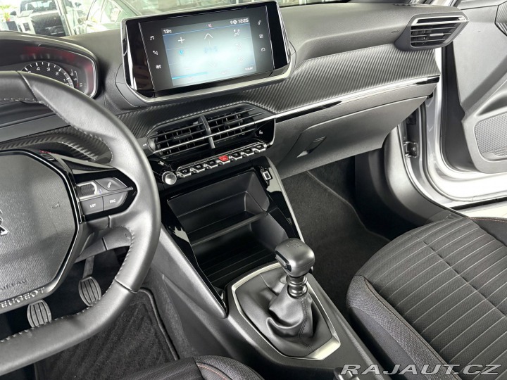 Peugeot 2008 1,2PT 130*Kamera*Tempomat 2023