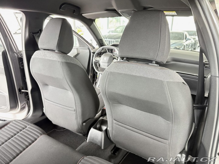 Peugeot 2008 1,2PT 130*Kamera*Vyhř.Sed 2023
