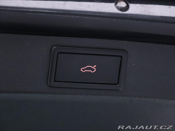 Škoda Octavia 1,4 TSI 103kW Serv.Kniha 2013