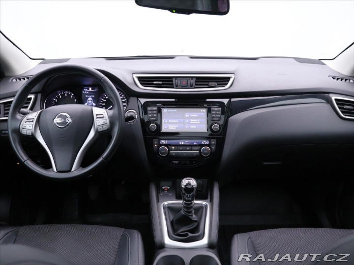 Nissan Qashqai 1,2 DiG-T 85kW Tekna Pano 2014