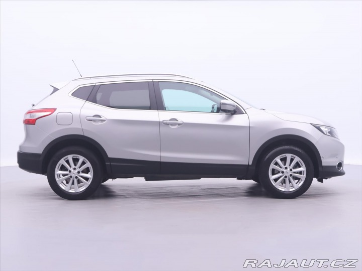 Nissan Qashqai 1,2 DiG-T 85 kW Panorama 2014