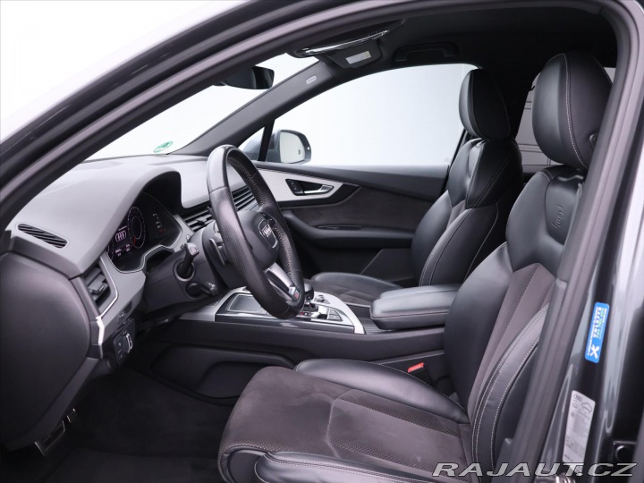Audi Q7 3,0 TDI S-line 7-Míst CZ 2016