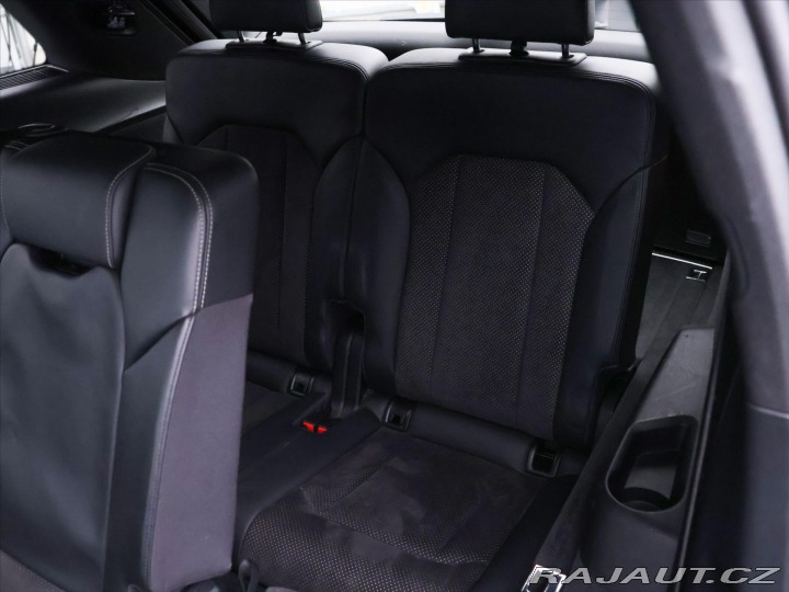 Audi Q7 3,0 TDI S-line 7-Míst CZ 2016