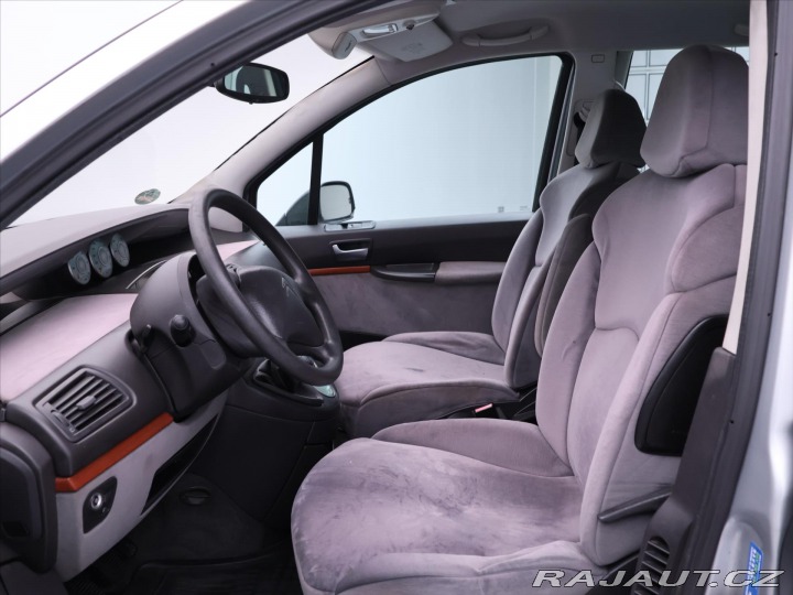 Citroën C8 2,2 HDI 94kW Aut.klima 2003