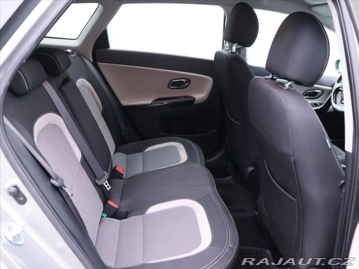 Kia Ceed 1,6 CRDi 100kW Exclusive 2016