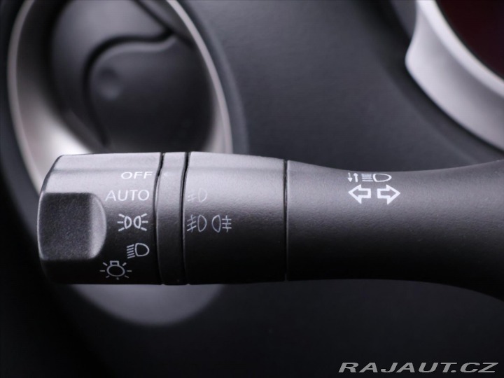 Nissan Juke 1,6 DIG-T 140kW Tekna 2010