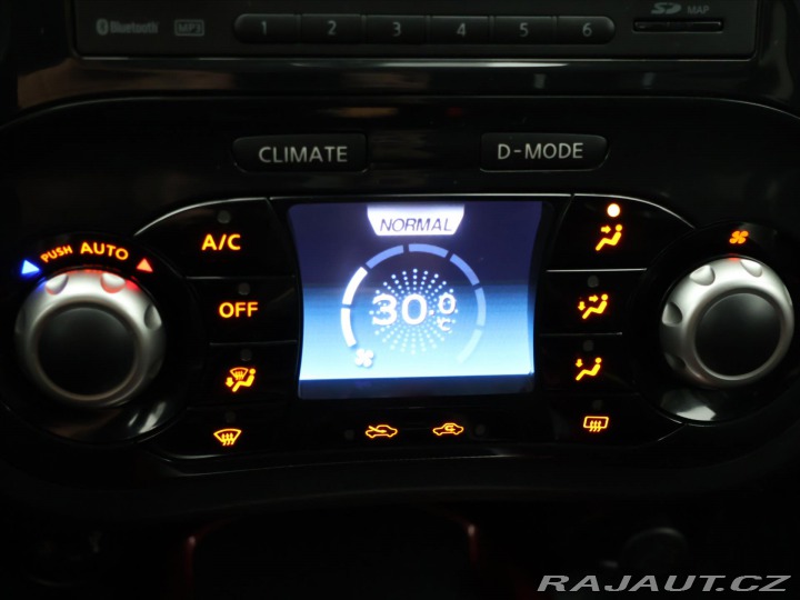 Nissan Juke 1,6 DIG-T 140kW Tekna 2010