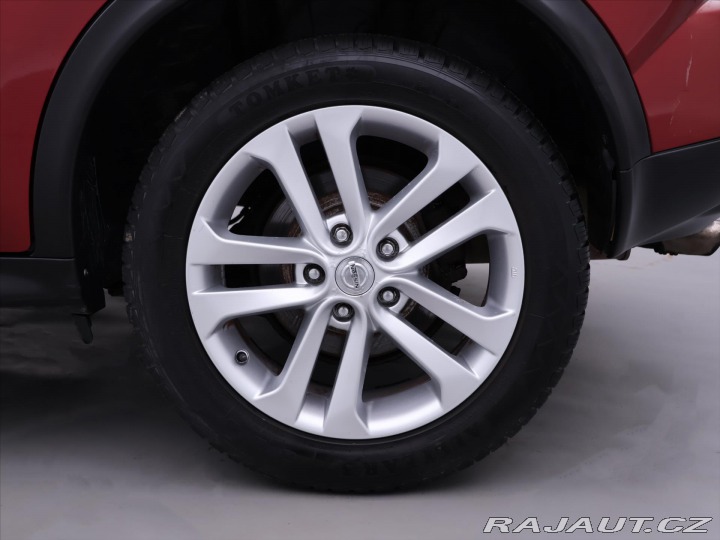 Nissan Juke 1,6 DIG-T 140kW Tekna 2010