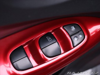 Nissan Juke 1,6 DIG-T 140kW Tekna 2010