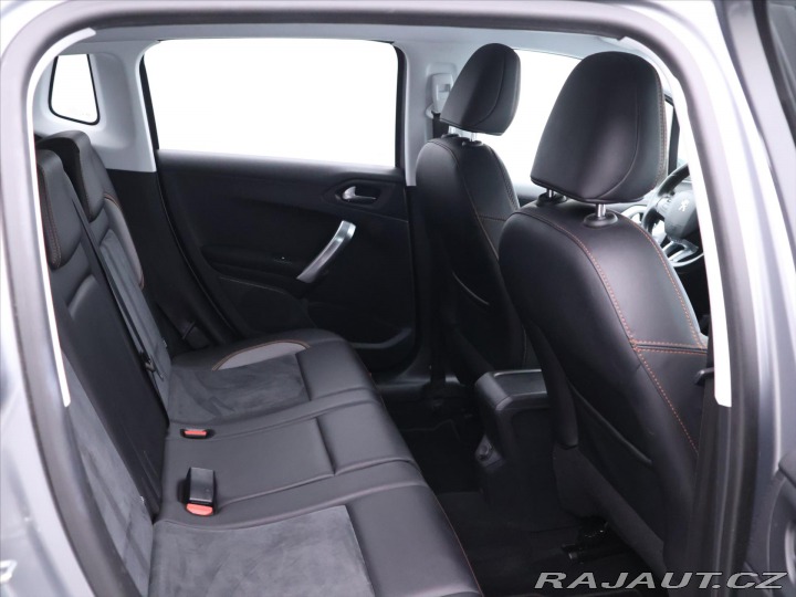 Peugeot 2008 1,2 PureTech 81kW Crosswa 2016