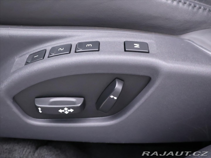 Volvo Ostatní modely 2,4 D5 158 kW Summum 2013