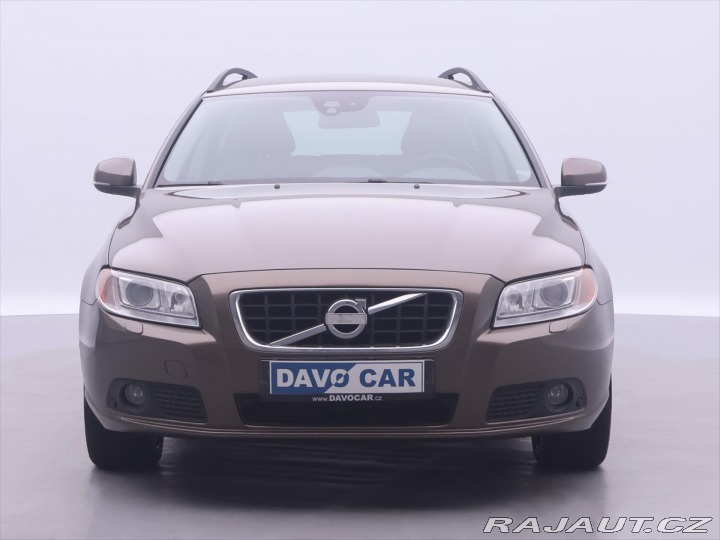 Volvo Ostatní modely 2,4 D5 158 kW Summum 2013