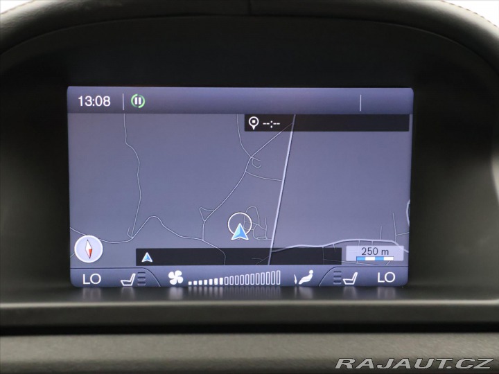 Volvo Ostatní modely 2,4 D5 158 kW Summum 2013