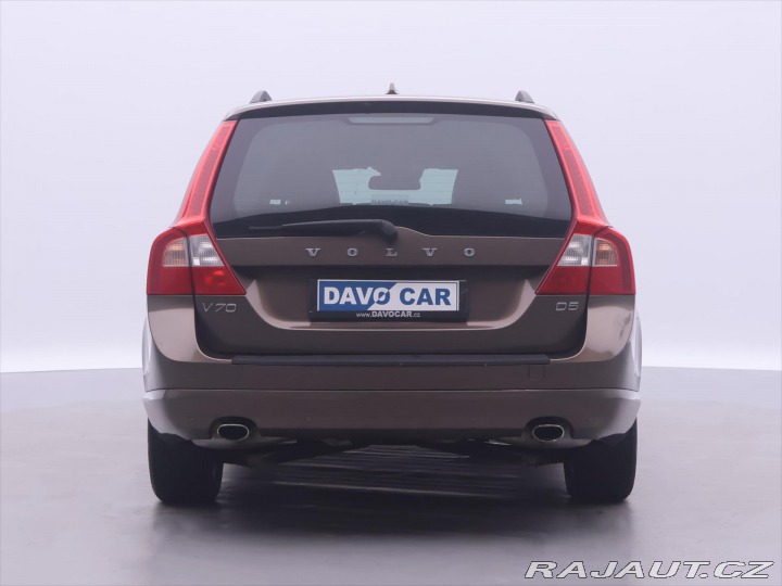Volvo V70 2,4 D5 158 kW Summum 2013