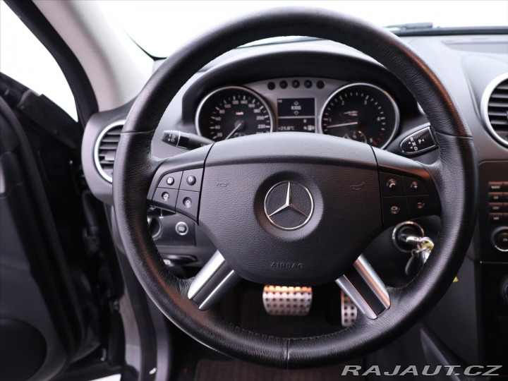 Mercedes-Benz M 3,0 320CDI 165kW 4Matic A 2006