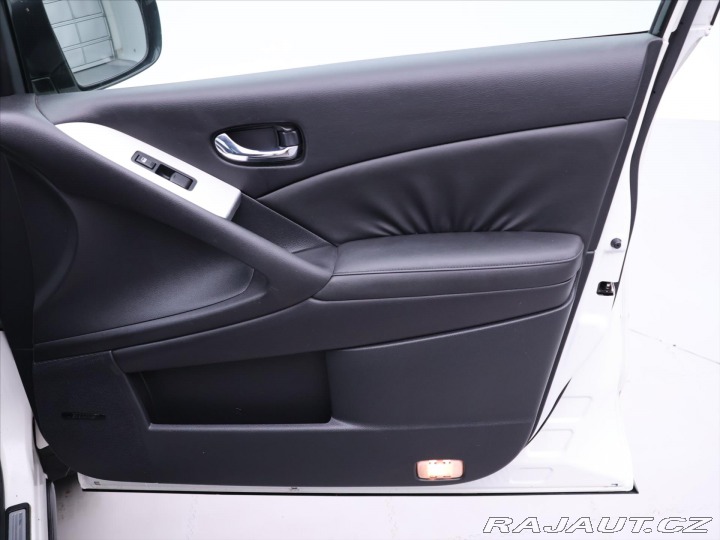 Nissan Murano 3,5 V6 188kW Aut. CZ Serv 2009