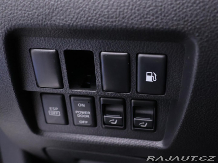 Nissan Murano 3,5 V6 188kW Aut. CZ Serv 2009