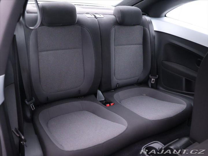 Volkswagen Beetle 1,2 TSI 77kW Design Serv. 2012