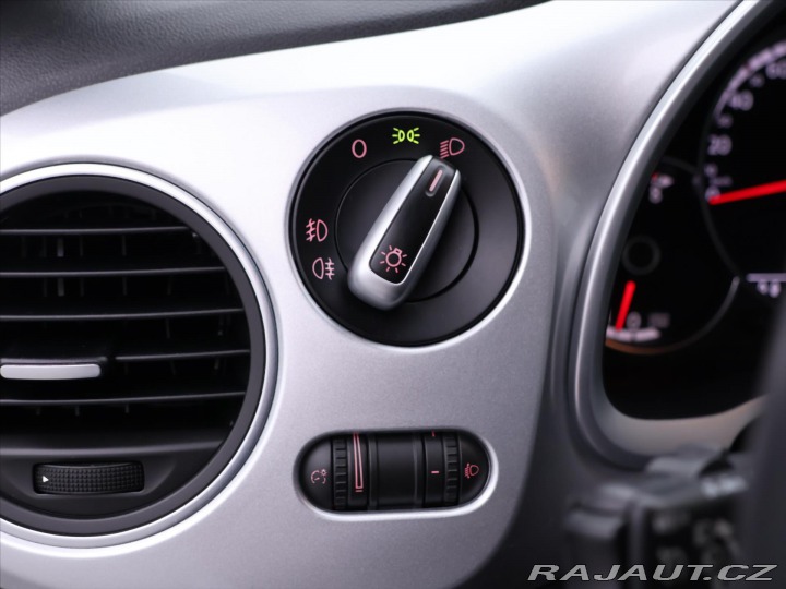 Volkswagen Beetle 1,2 TSI 77kW Design Serv. 2012