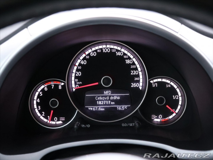Volkswagen Beetle 1,2 TSI 77kW Design Serv. 2012