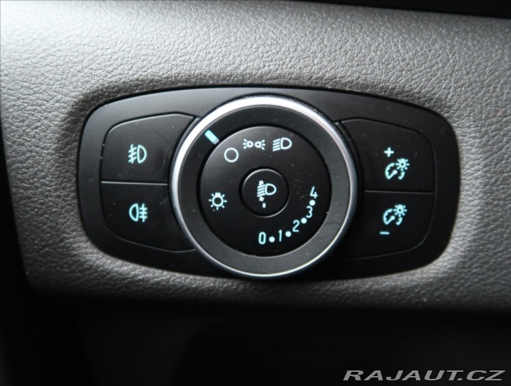 Ford Transit Custom 2,0 TDCi ČR 1 MAJITEL 2023