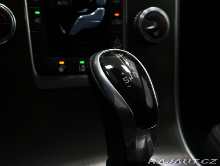 Volvo XC60 2,4 D5 AWD AUT 2015