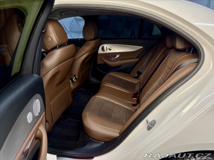 Mercedes-Benz E 220d 4MATIC 9G-TRONIC AMG 2017