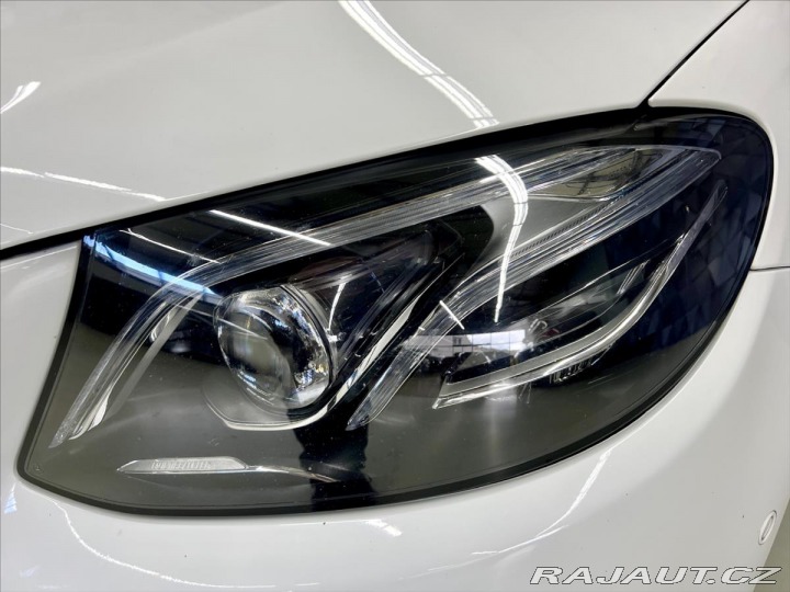 Mercedes-Benz E 220d 4MATIC 9G-TRONIC AMG 2017