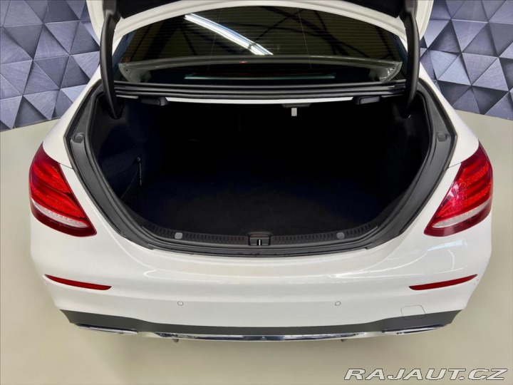 Mercedes-Benz E 220d 4M AMG, BURMESTER 2017