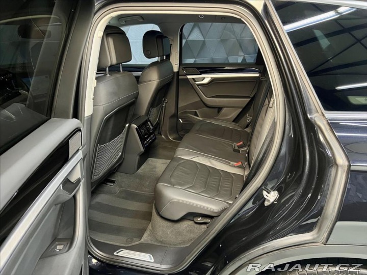 Volkswagen Touareg 3.0 TDI 210 KW 4M ELEGANC 2021