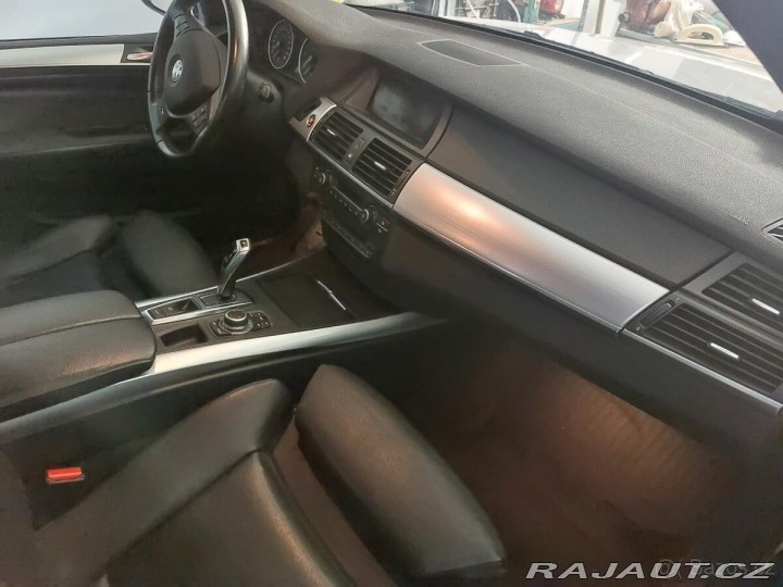 BMW X5 3,0   30d 180 Kw, 4x4, MP 2011