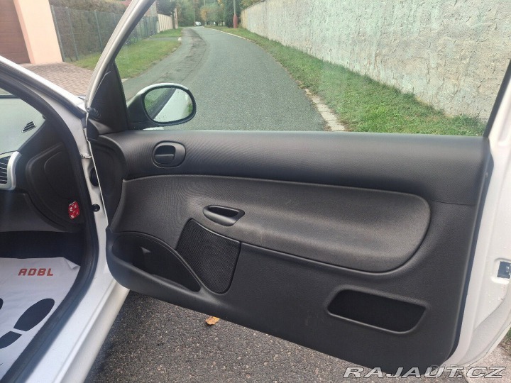 Peugeot 206 1,4   +, 1,4l , 2010 2010