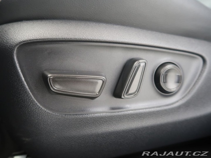 Toyota RAV4 2.5Hybrid,CZ,1Maj,Executi 2024