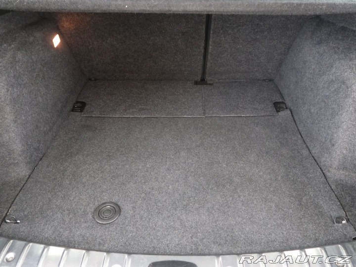 Peugeot 307 1.6i,80kW,CZ,Manuál 2008