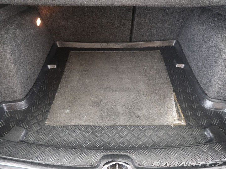 Peugeot 307 1.6i,80kW,CZ,Manuál 2008