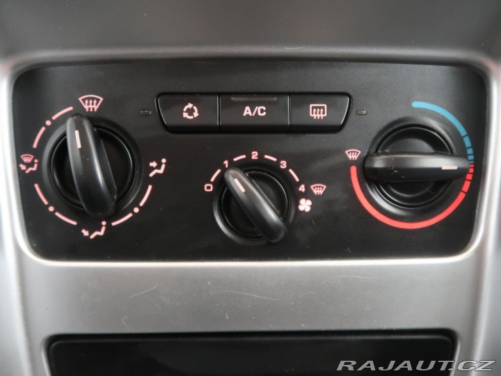 Peugeot 307 1.6i,80kW,CZ,Manuál 2008