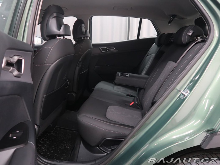 Kia Sportage Exclusive 4x2 - Vůz ve vý 2026