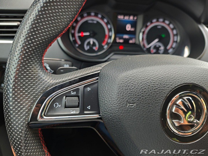 Škoda Octavia RS 2.0 TDi DSG ACC LED 13 2018