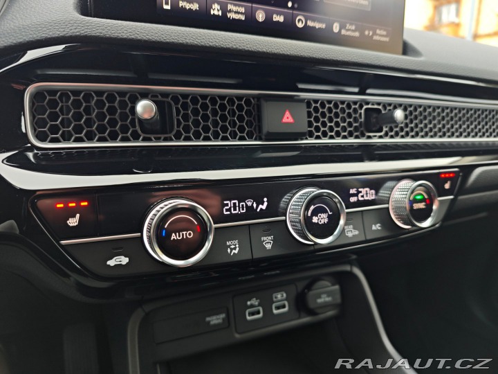 Honda Civic 2.0 e:HEV Elegance REZERV 2025